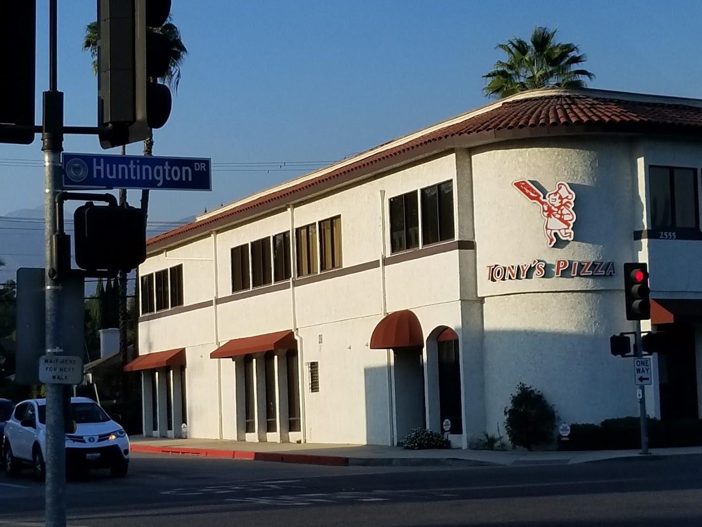 Tony's Pizza